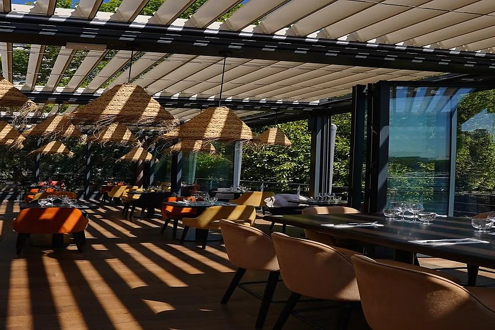 Lieux événementiels, PÉNICHE VAN GOGH