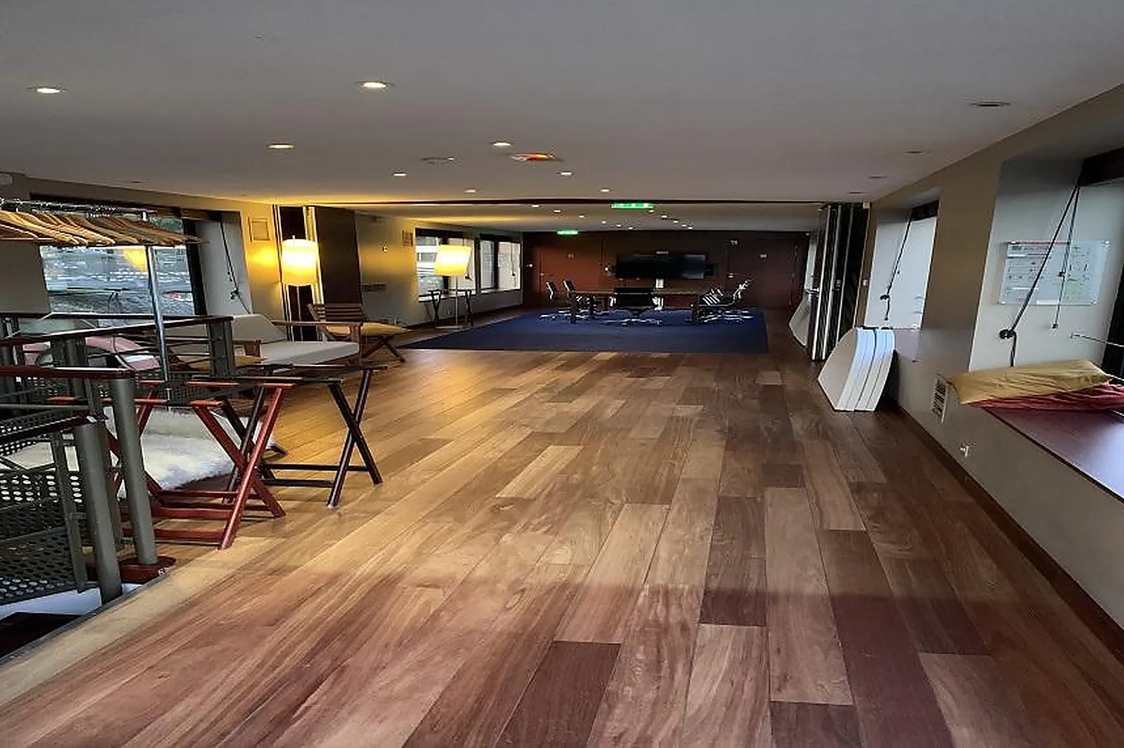 Lieux événementiels, PÉNICHE VAN GOGH