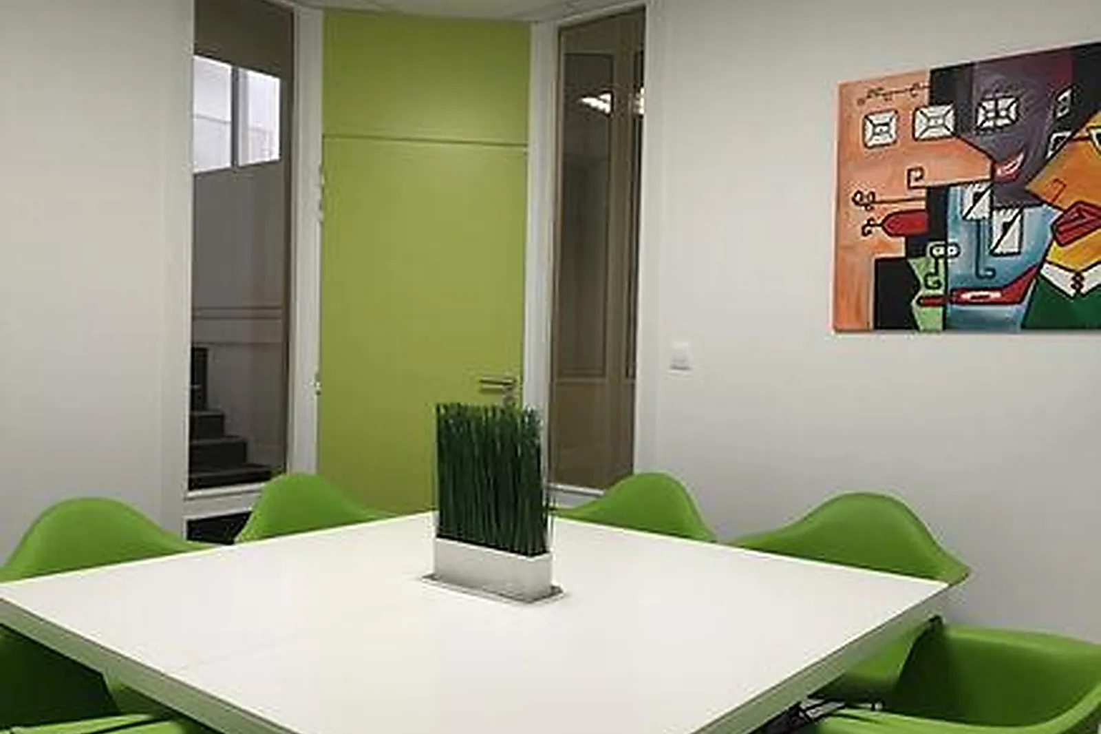 Centre d'affaires, REGGAD ESTATE