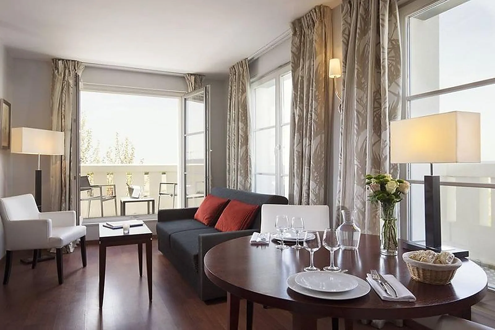 Lieux événementiels, RELAIS SPA VAL D’EUROPE