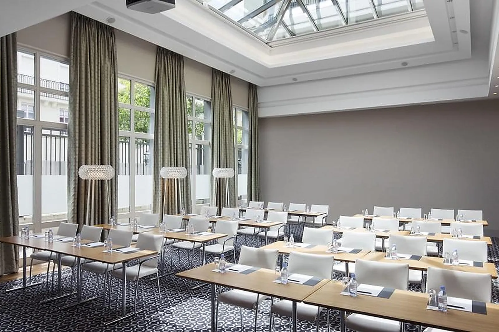 Lieux événementiels, RELAIS SPA VAL D’EUROPE