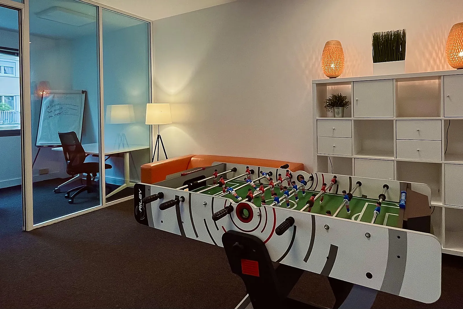 Lieux événementiels, REMOTE MEETING