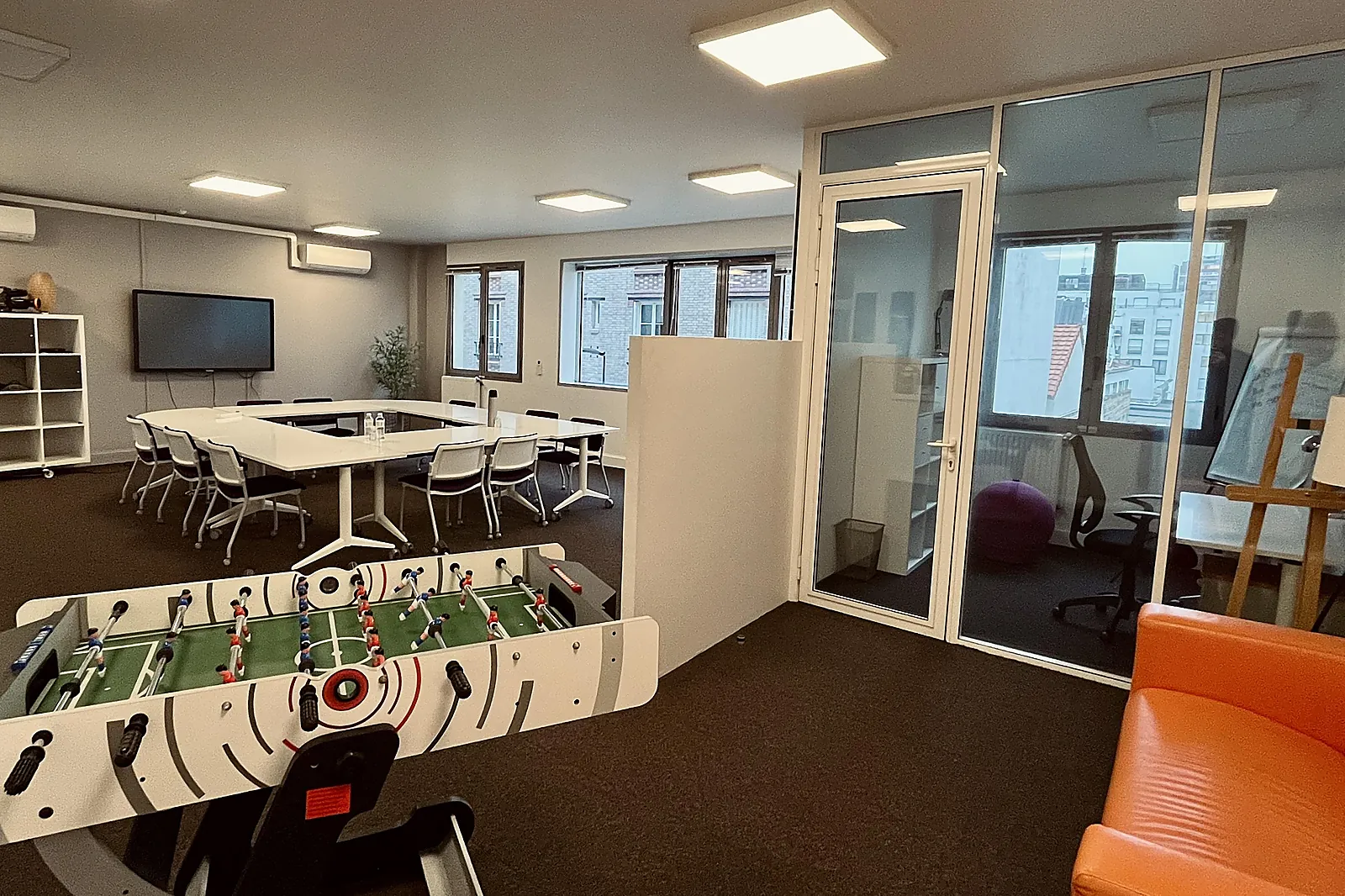 Lieux événementiels, REMOTE MEETING