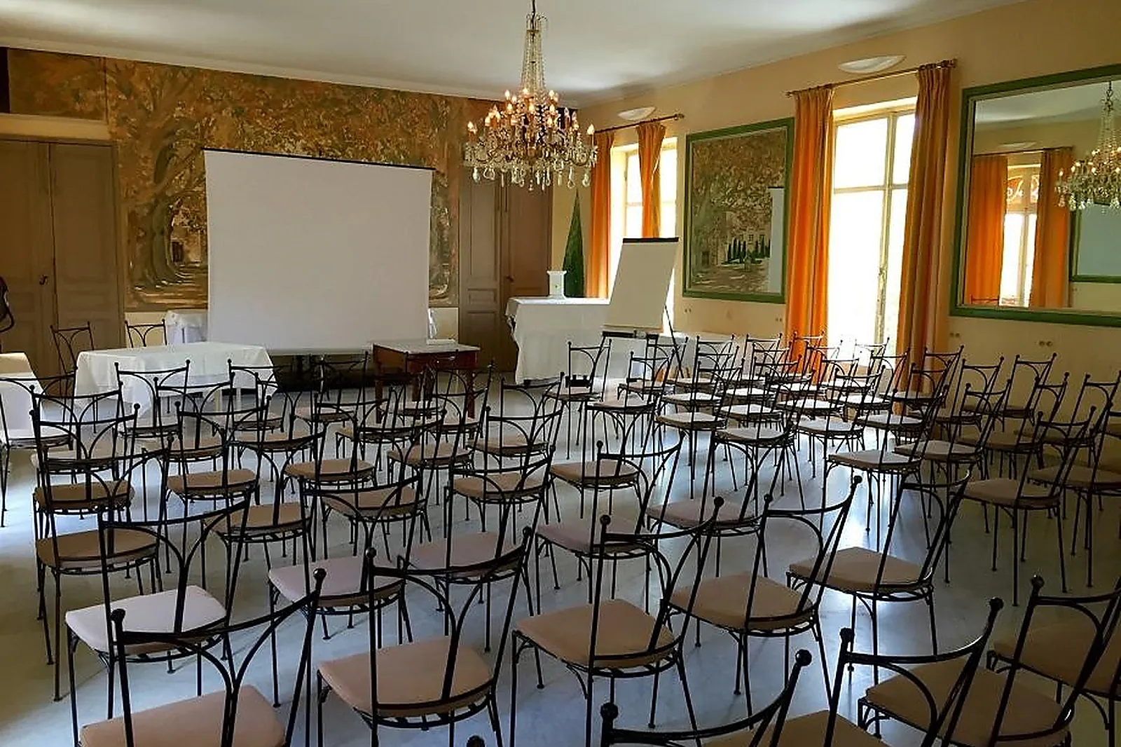 Cafés et Restaurants, RESTAURANT CHÂTEAU DE RICHEBOIS