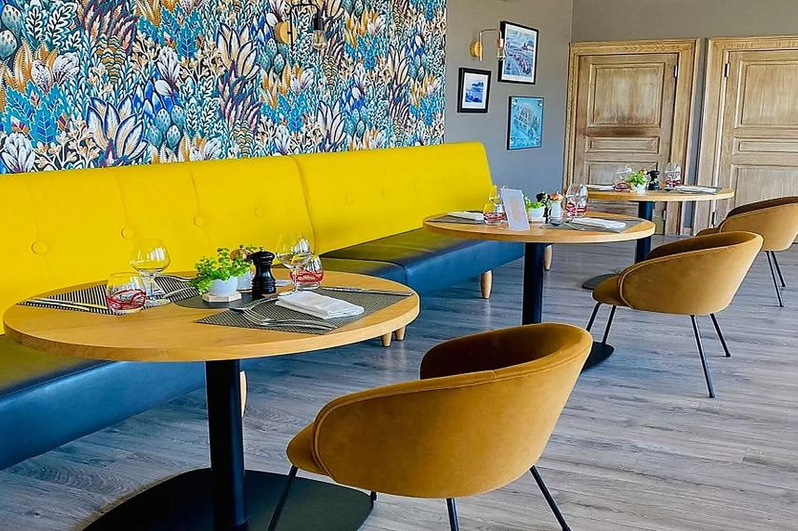 Cafés et Restaurants, RESTAURANT LA GARENNE