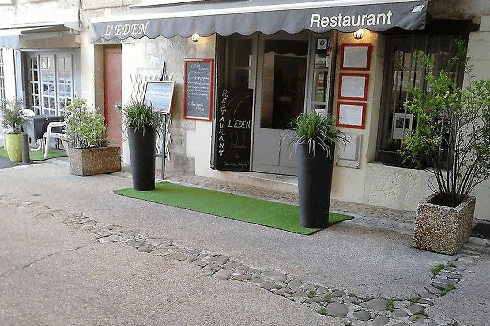 Cafés et Restaurants, RESTAURANT L'EDEN