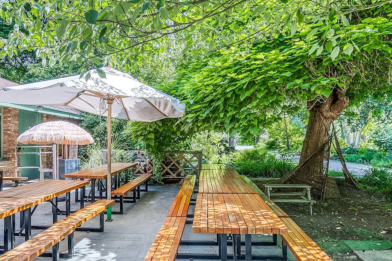 Lieux événementiels, RESTAURANT LE BOSQUET