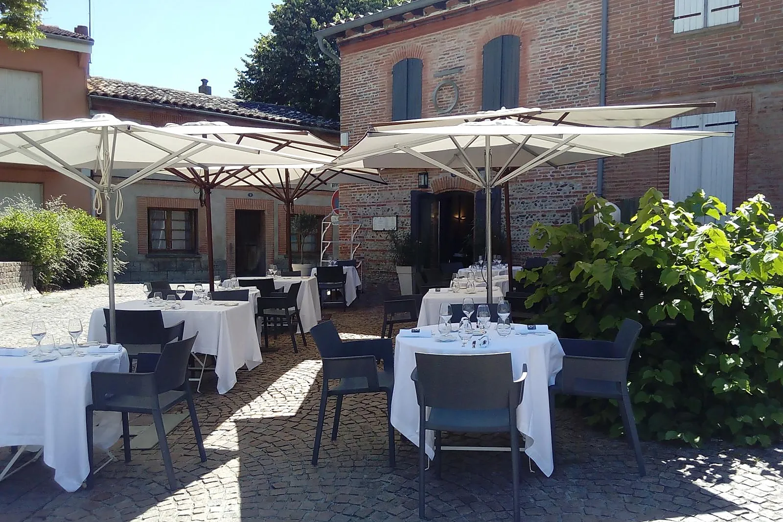 Cafés et Restaurants, RESTAURANT Ô SAVEURS