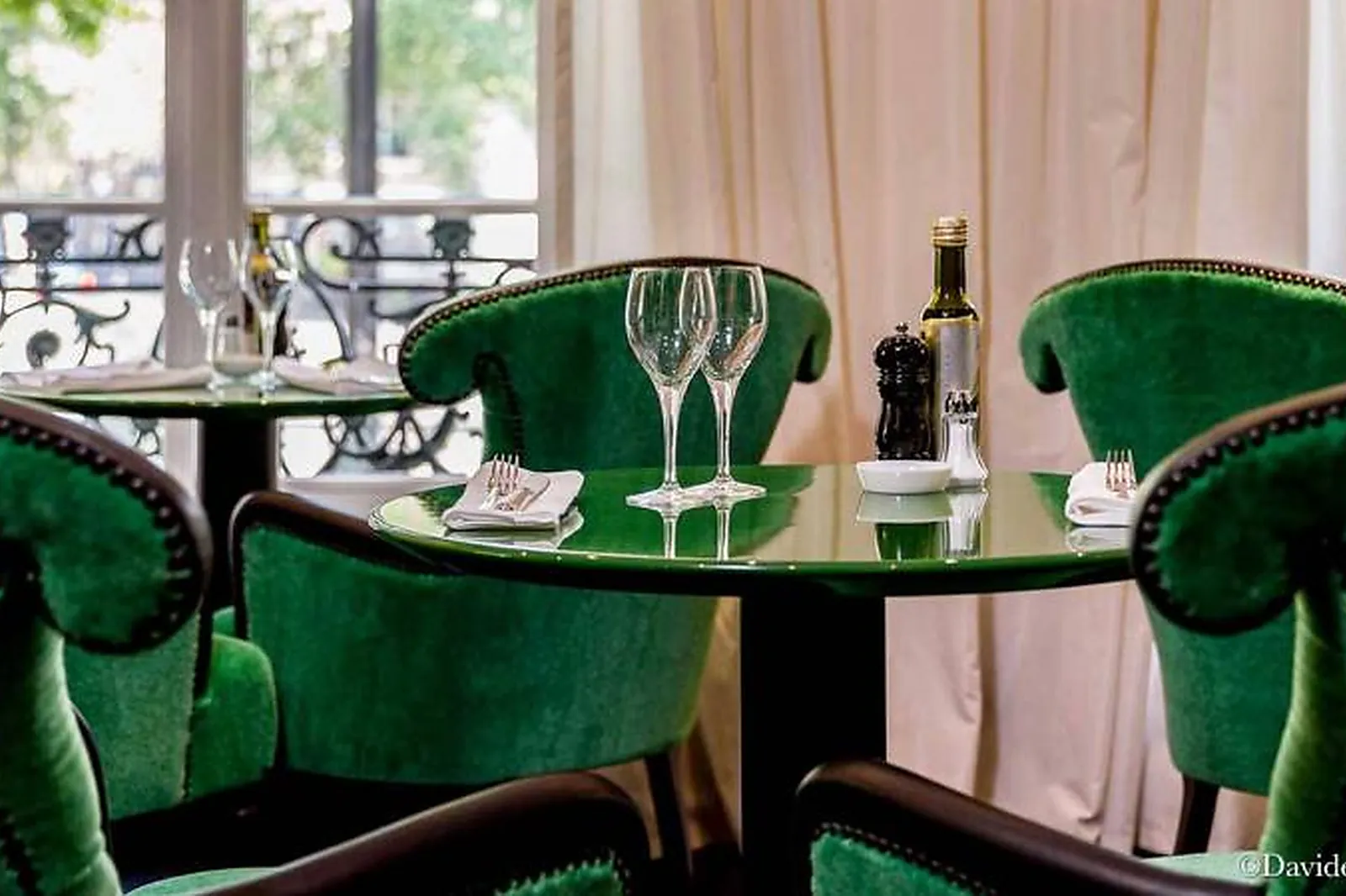 Bar, ROMEO - BAR & GRILL