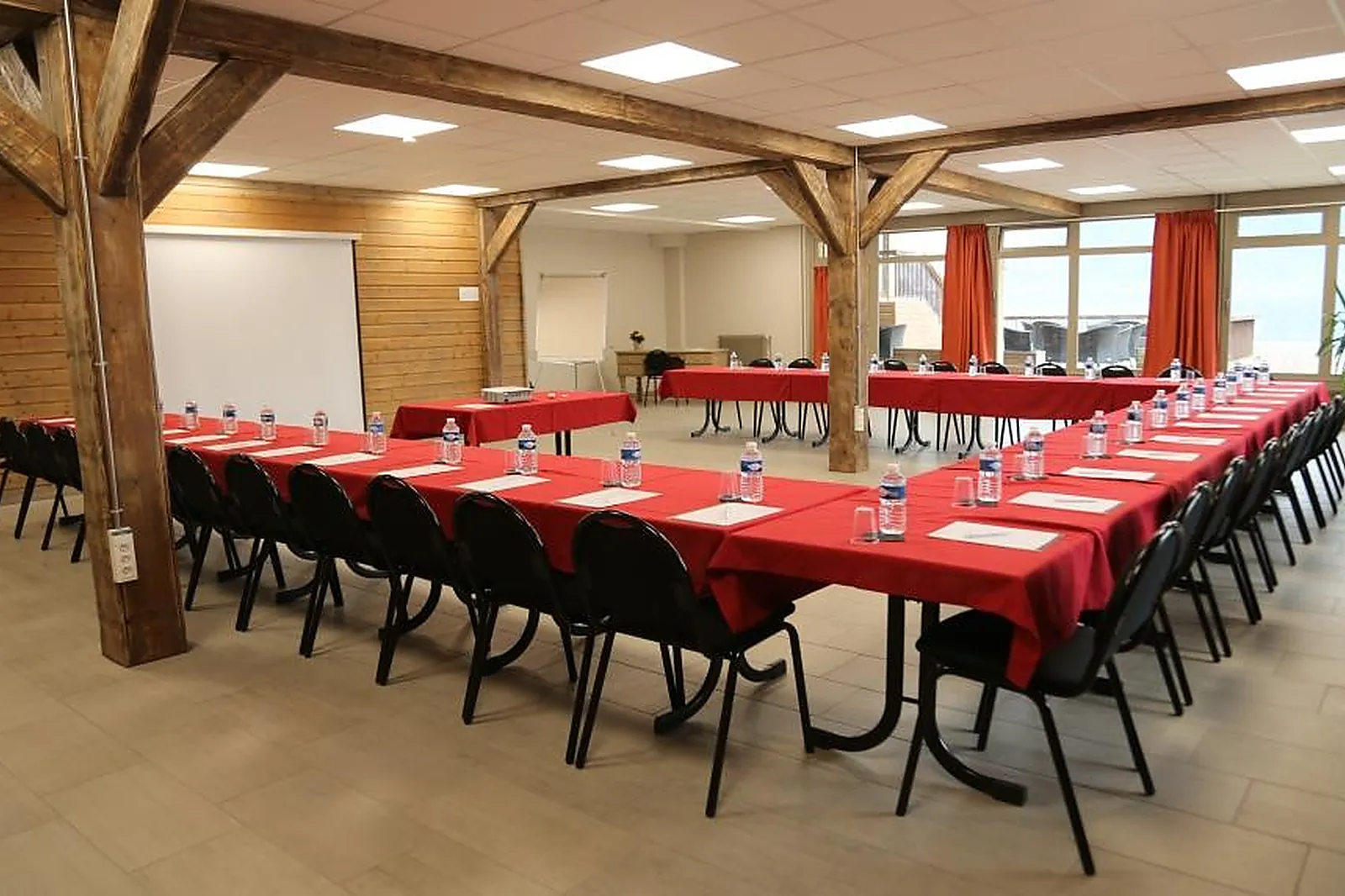 Lieux événementiels, RÉSIDENCE LES BALCONS DU LAC D'ANNECY