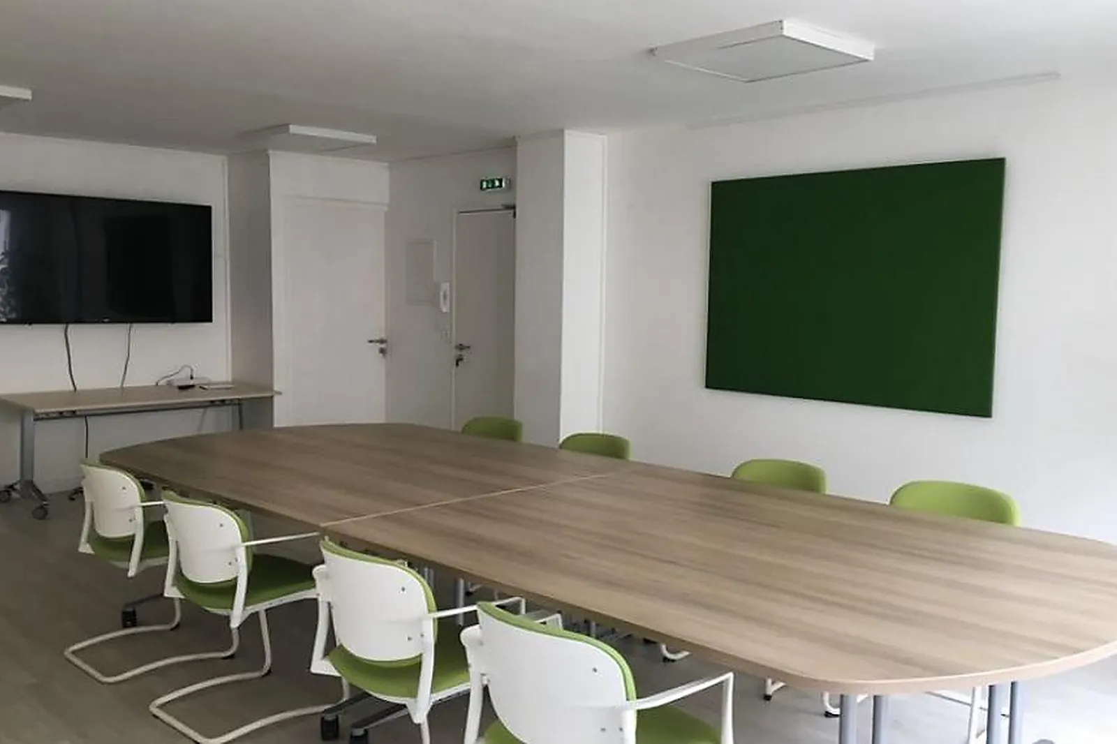 Lieux événementiels, SALONS 8ÈME SENS BÉCLARD