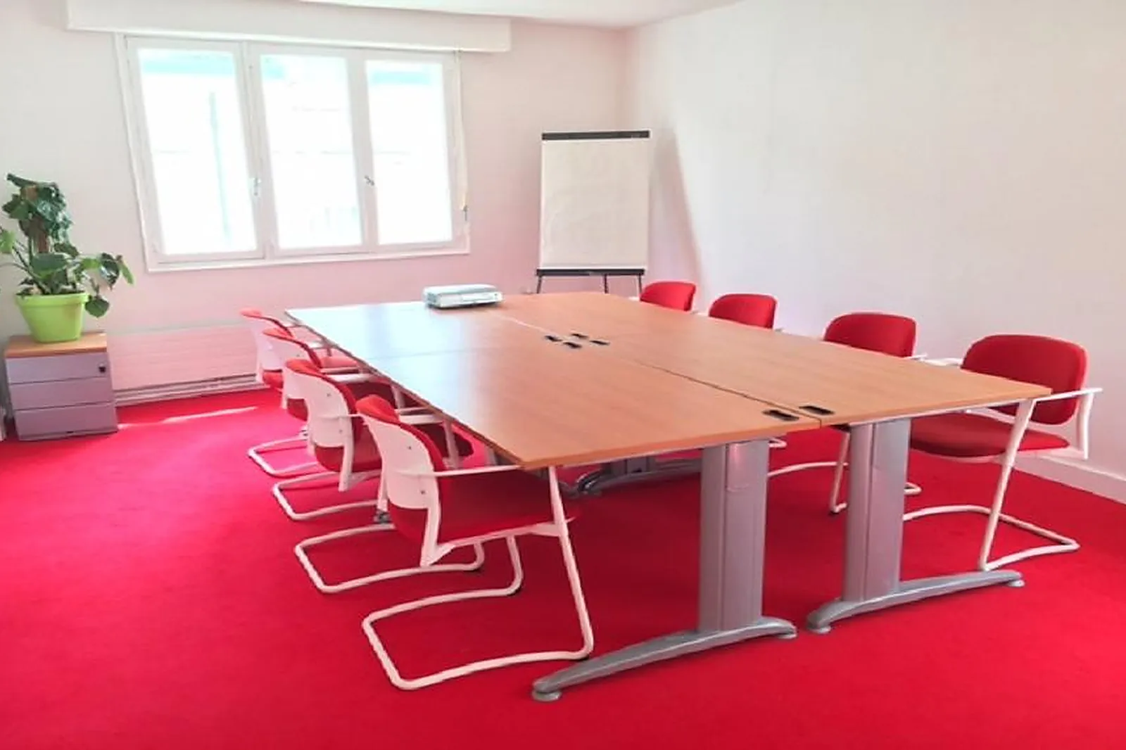 Lieux événementiels, SALONS 8ÈME SENS BÉCLARD