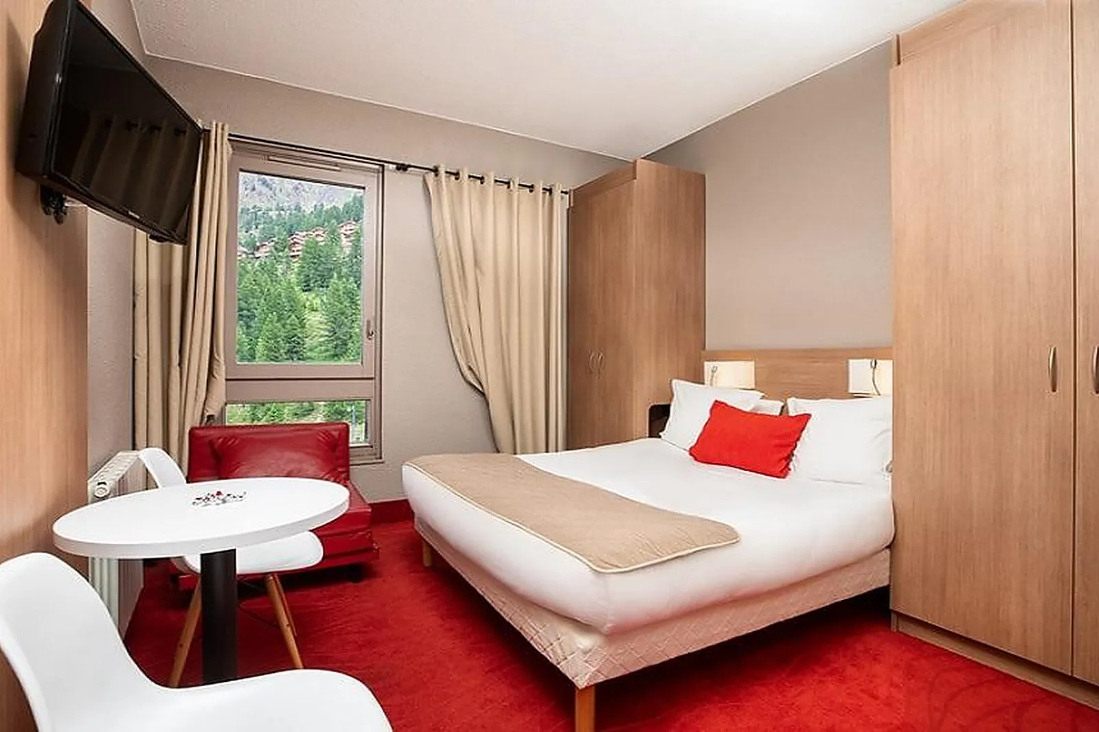 Lieux événementiels, SOWELL HÔTELS LE PAS DU LOUP