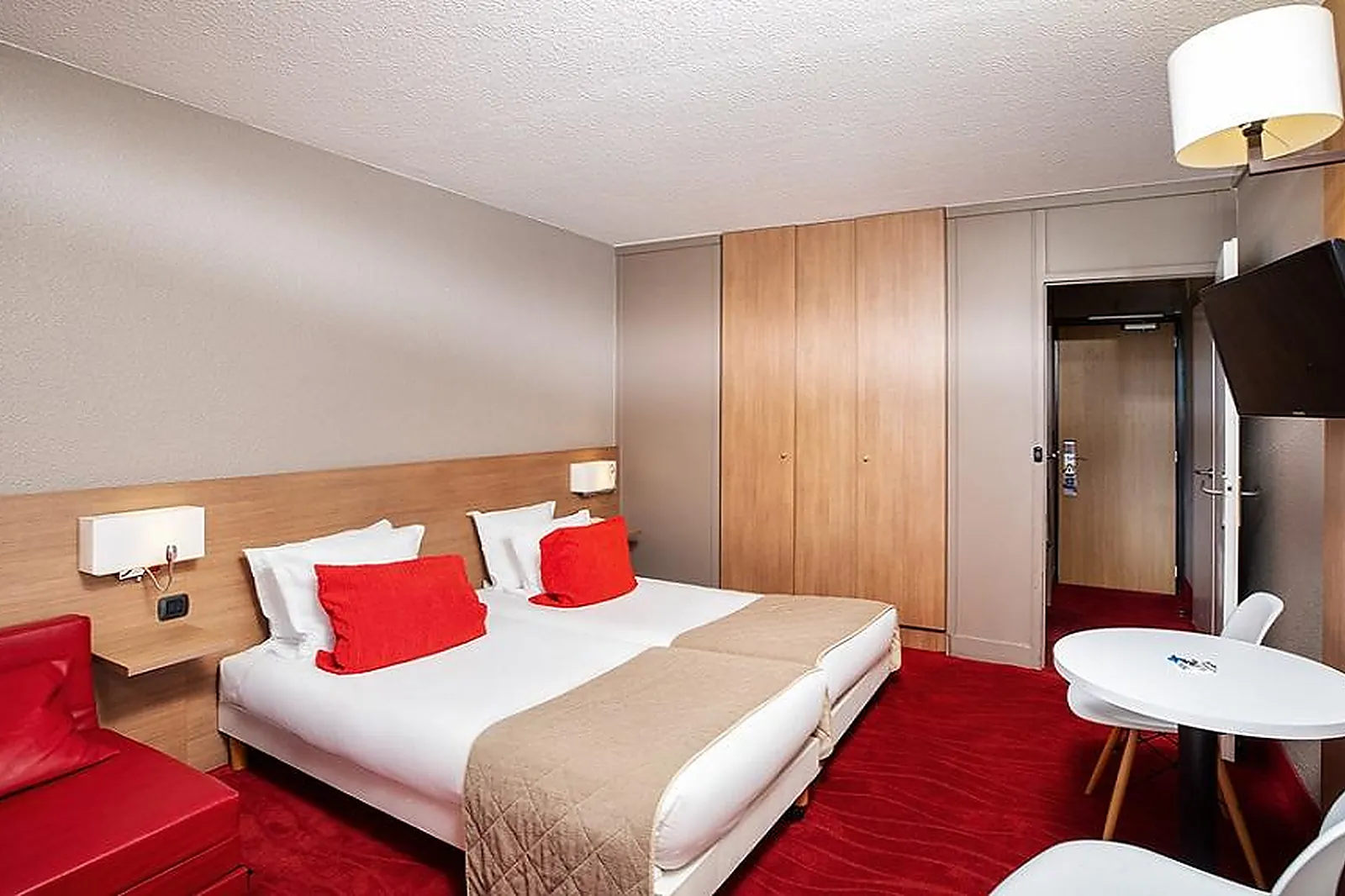 Lieux événementiels, SOWELL HÔTELS LE PAS DU LOUP