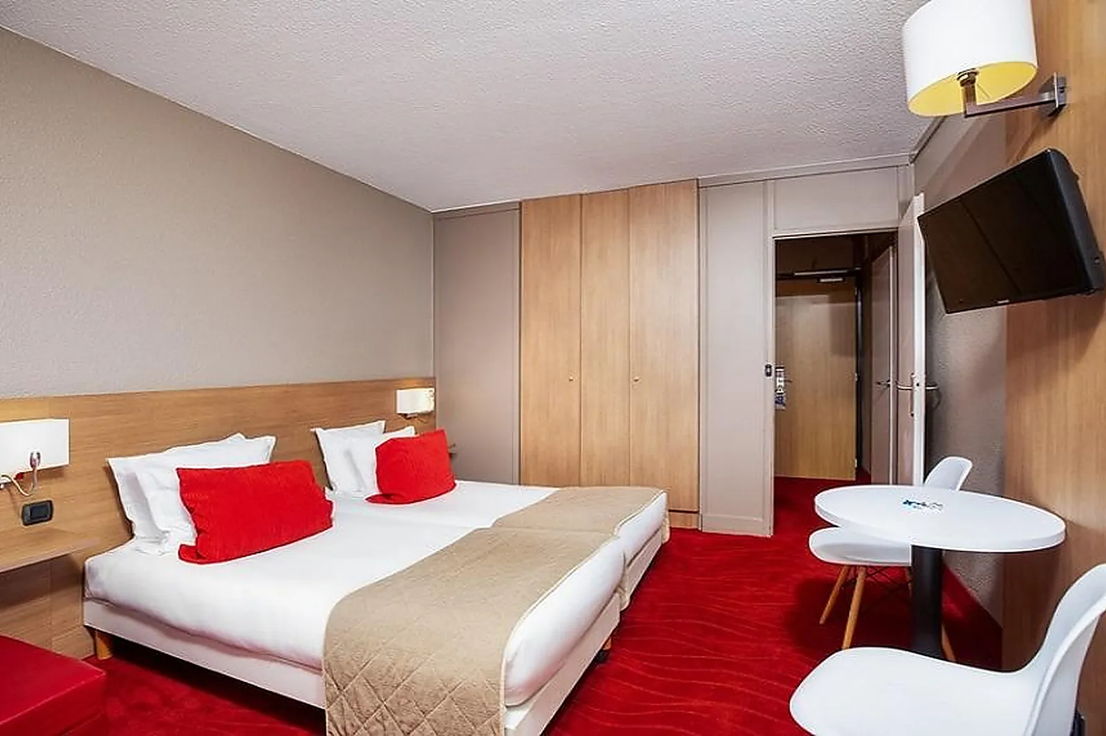 Lieux événementiels, SOWELL HÔTELS LE PAS DU LOUP