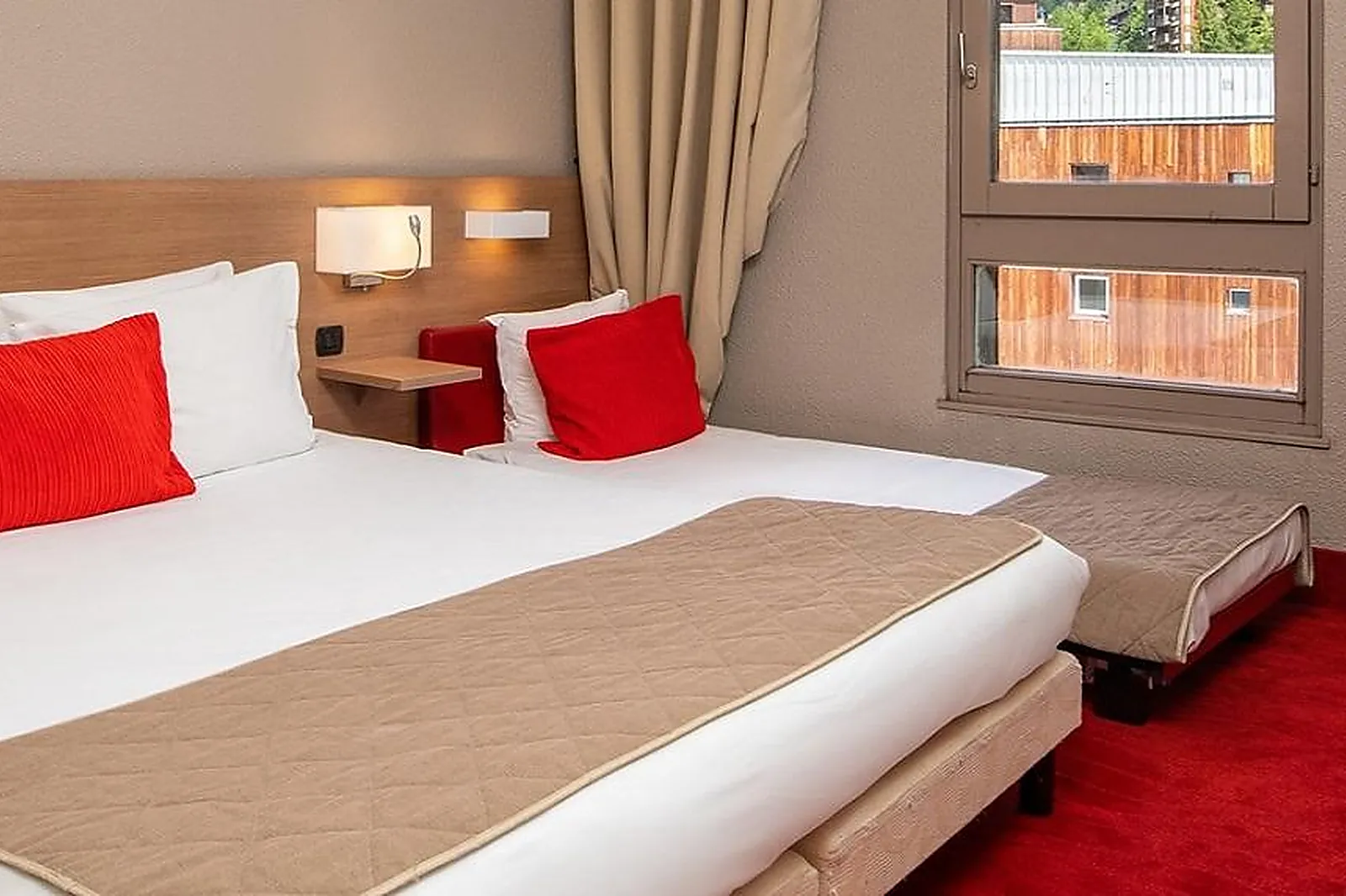 Lieux événementiels, SOWELL HÔTELS LE PAS DU LOUP