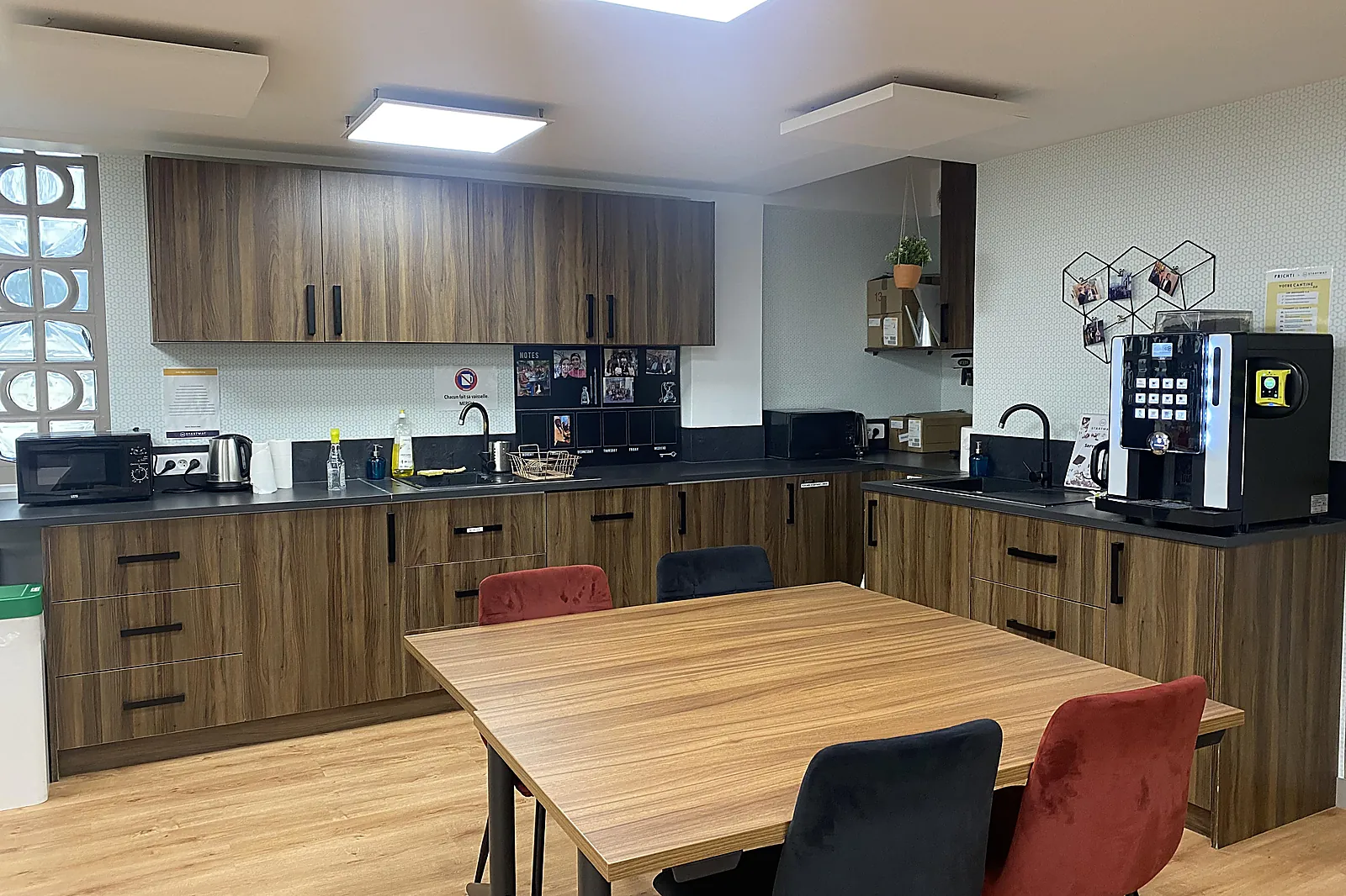 Coworking, STARTWAY COWORKING PARIS 8 PONTHIEU