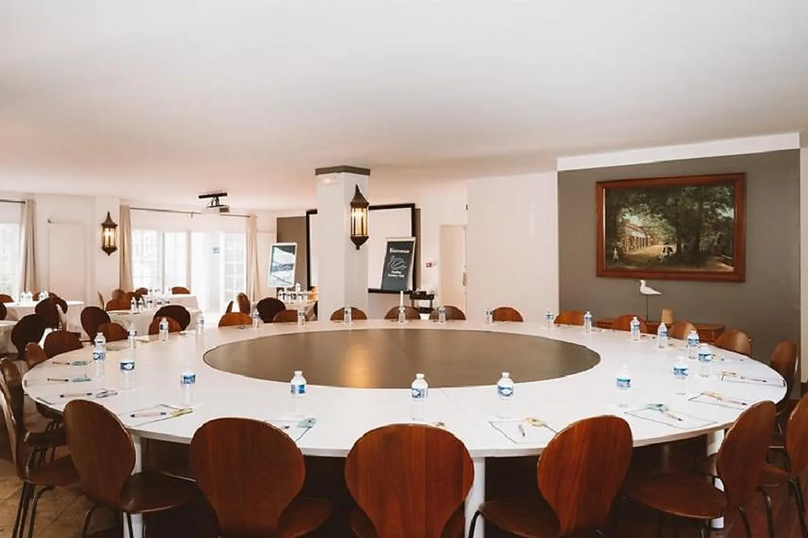 Lieux événementiels, SÉMINAIRES & COHÉSION PAR ETIOLLES COUNTRY CLUB