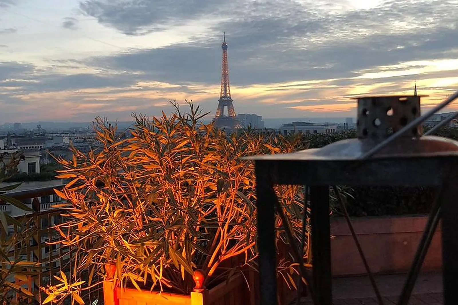 Lieux événementiels, TERRASSE DES CHAMPS ELYSÉES