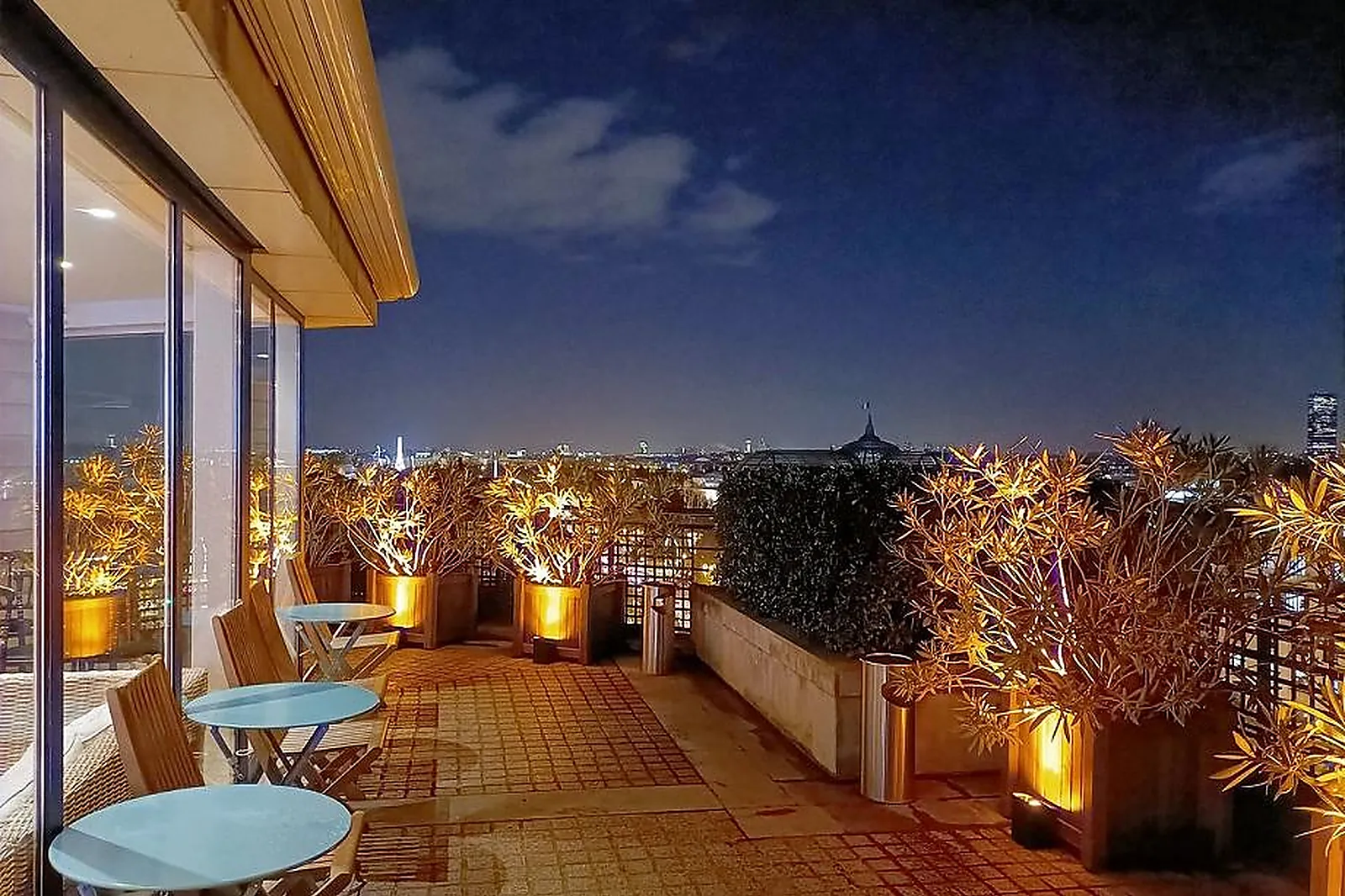 Lieux événementiels, TERRASSE DES CHAMPS ELYSÉES