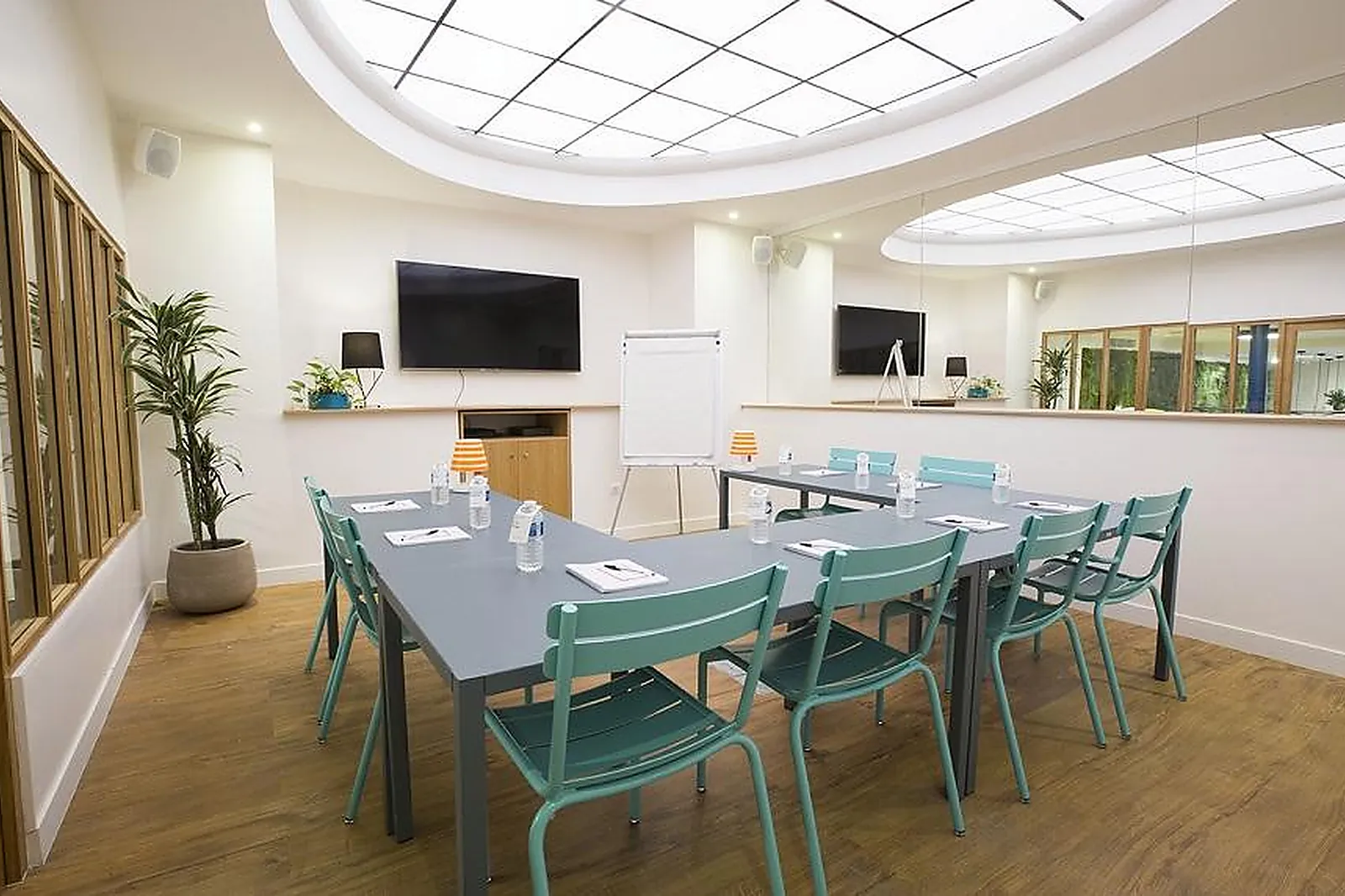 Lieux événementiels, THE PLAYCE HÔTEL BY HAPPYCULTURE