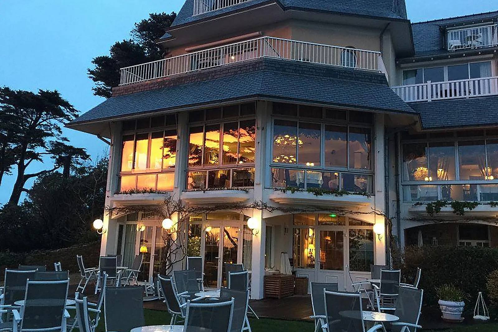 Hôtel, TI AL LANNEC SA