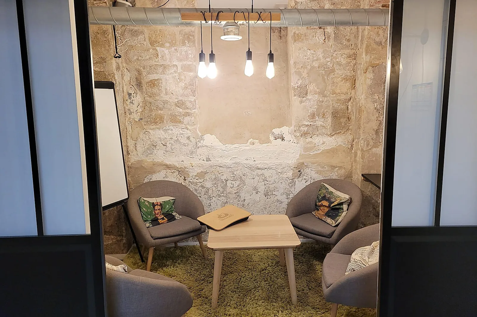 Lieux événementiels, UNICORNERS CAFÉ & COWORKING