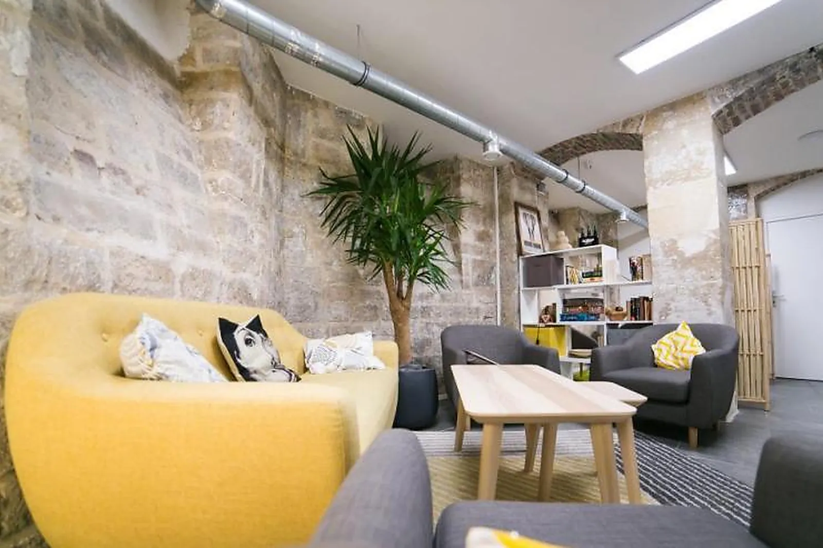 Lieux événementiels, UNICORNERS CAFÉ & COWORKING