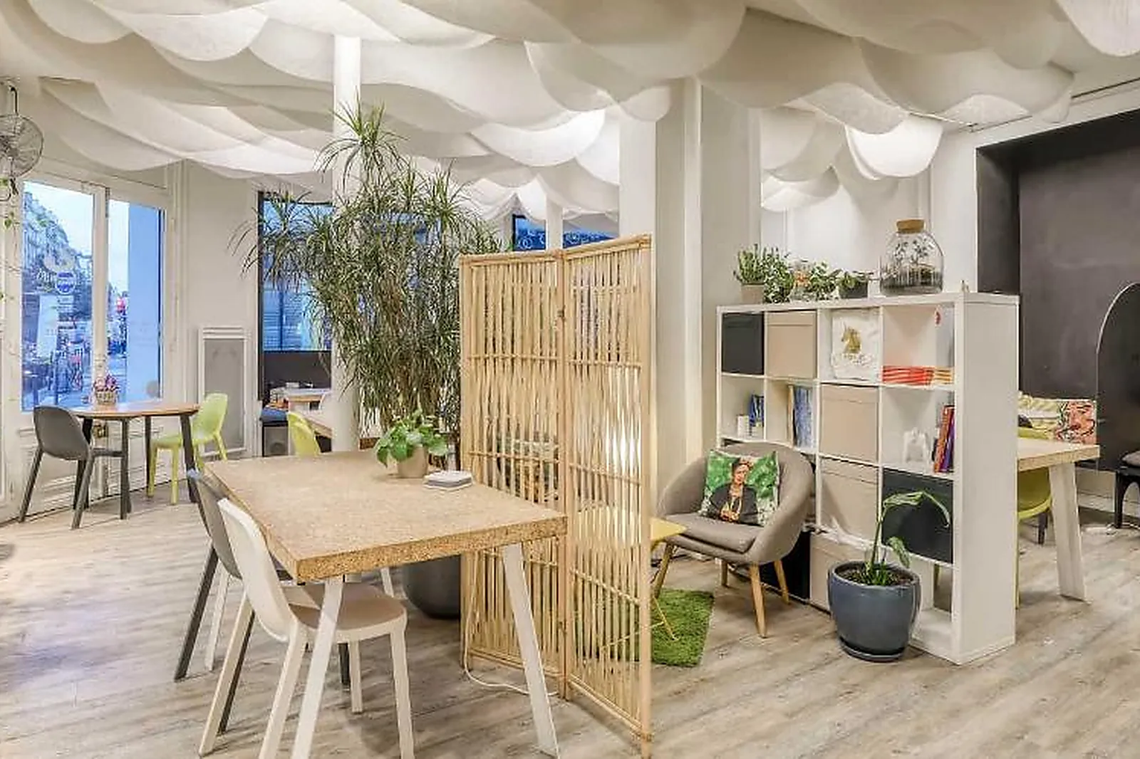 Lieux événementiels, UNICORNERS CAFÉ & COWORKING
