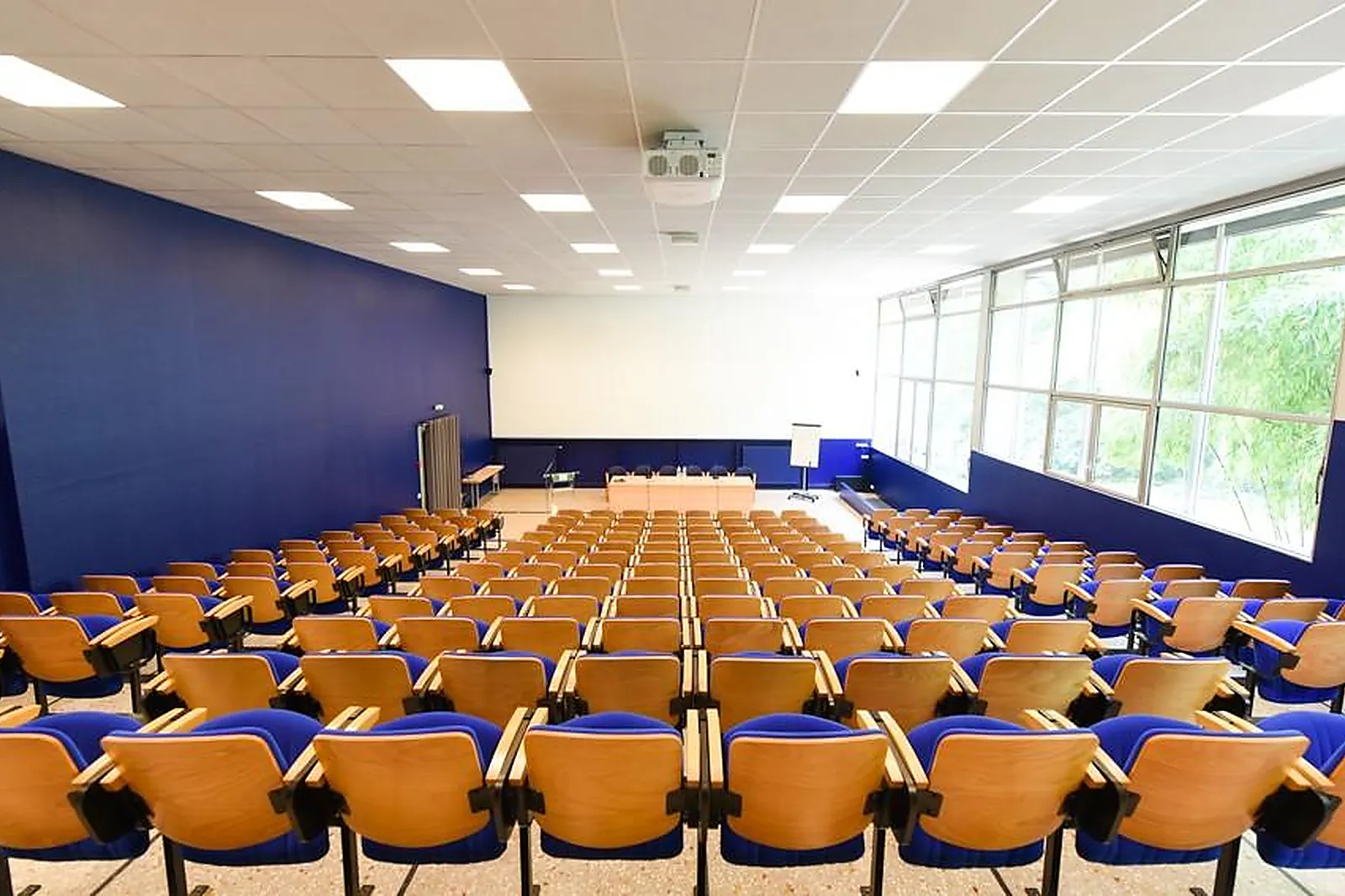 Centre de congrès, VALPRÉ LYON