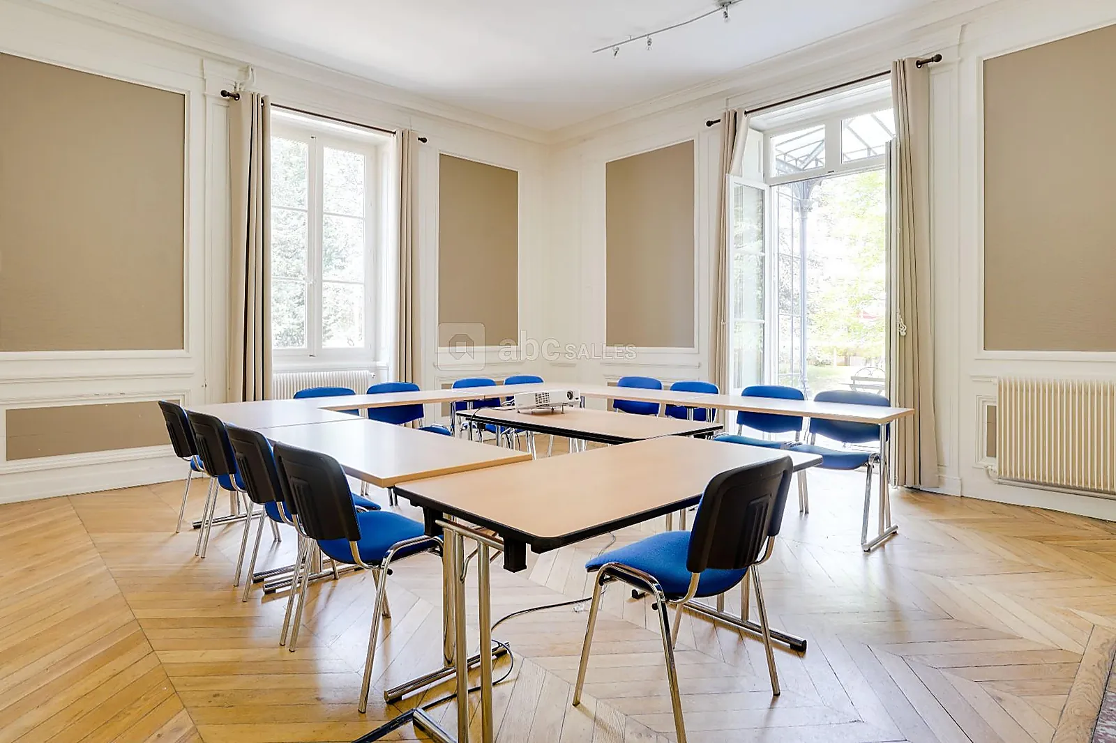 Centre de congrès, VALPRÉ LYON