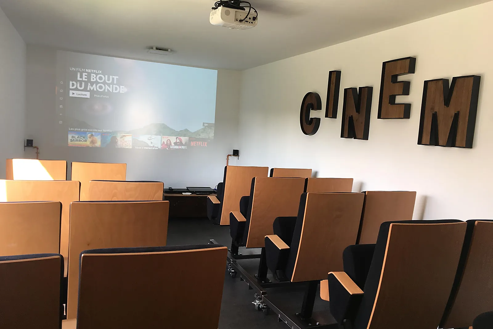 Lieux événementiels, VILLA CHARLES ET ASHTON