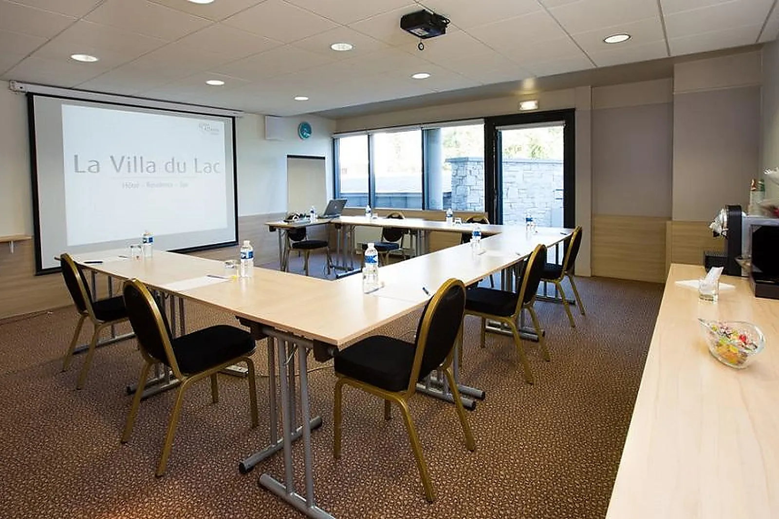 Lieux événementiels, VILLA DU LAC & SPA