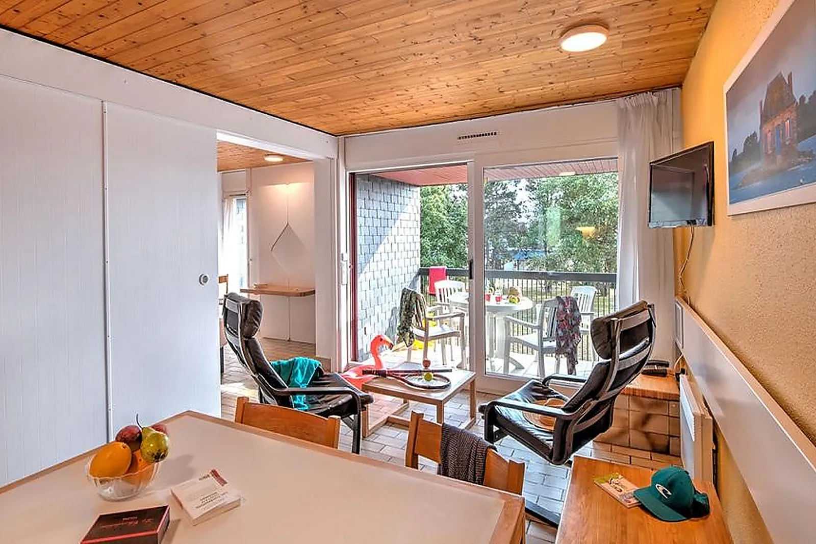 Lieux événementiels, VILLAGE CLUB KERLANNIC