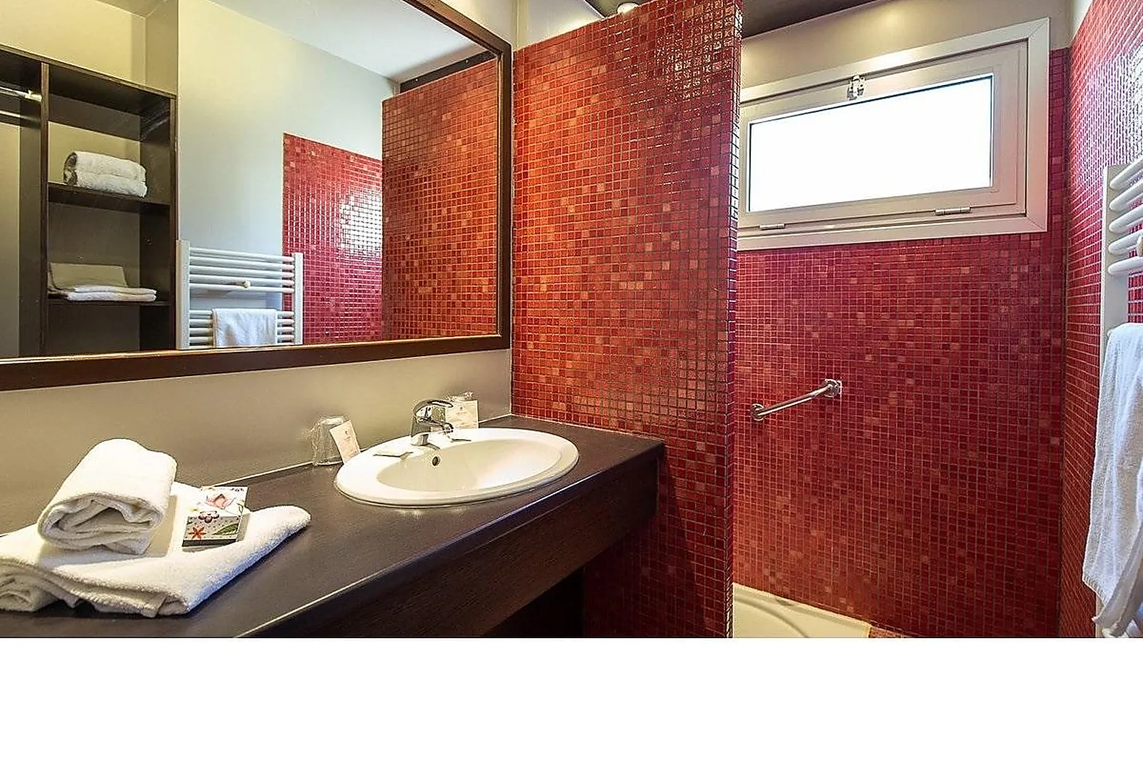 Hôtel, VILLAGE CLUB LES MAS DE L'ESTEREL