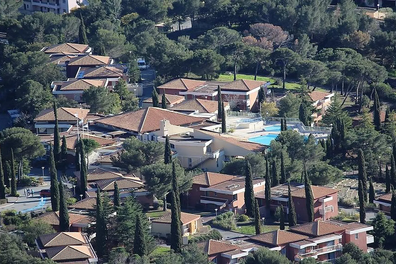 Hôtel, VILLAGE CLUB LES MAS DE L'ESTEREL
