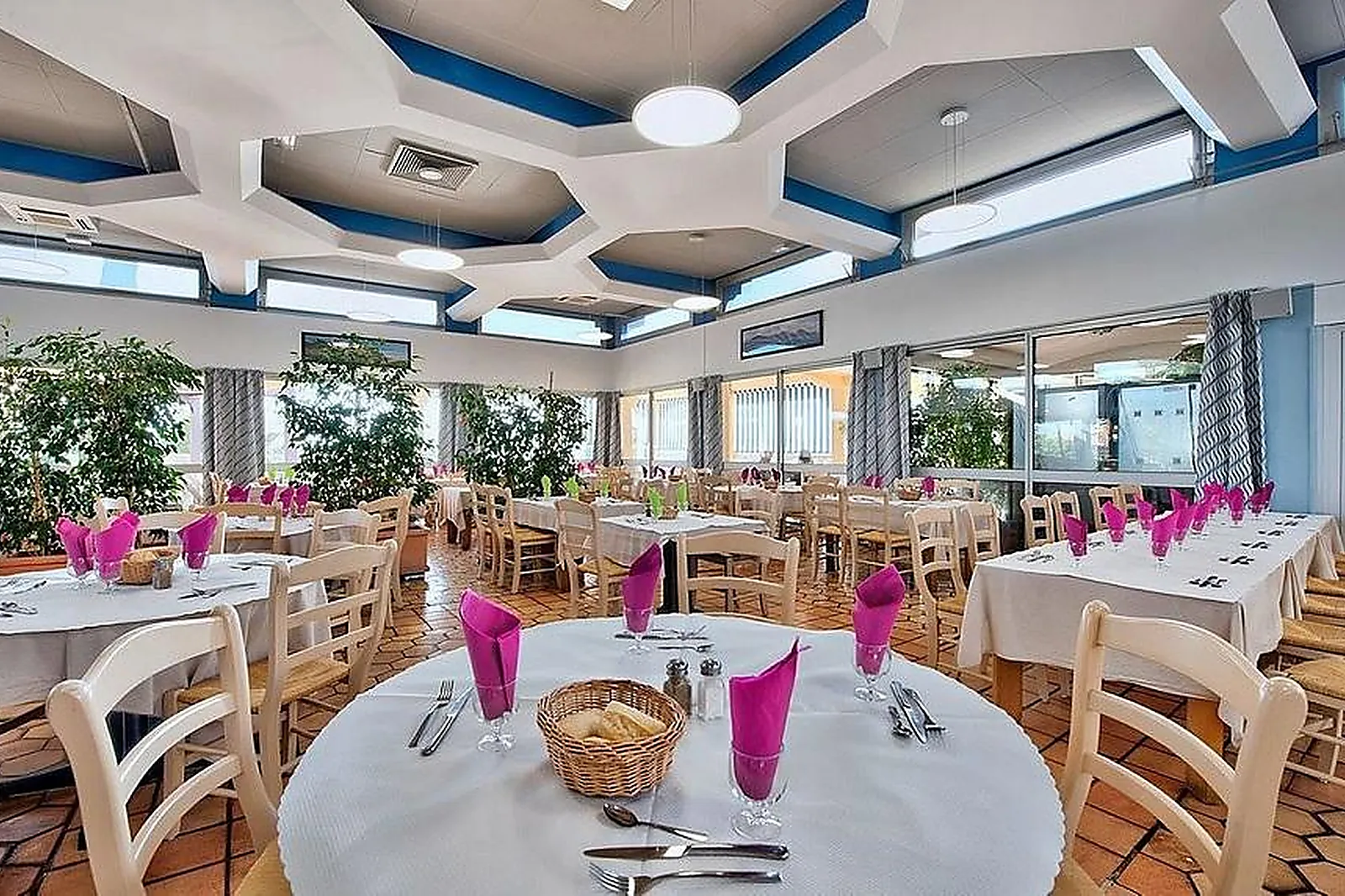 Hôtel, VILLAGE CLUB LES MAS DE L'ESTEREL