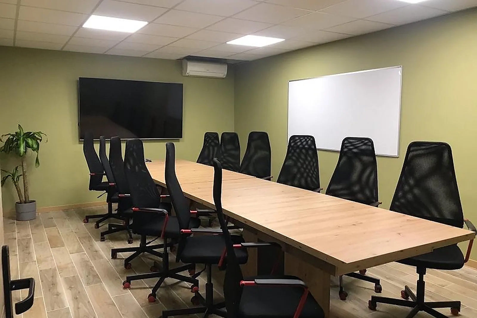 Lieux événementiels, WIGI PESSAC GARDEN - COWORKING CAFÉ