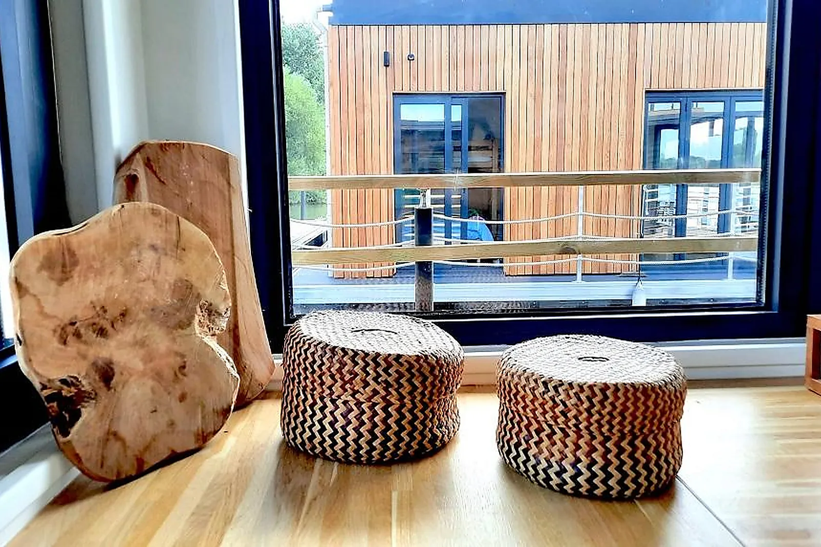 Lieux événementiels, WESTAY HOUSEBOAT