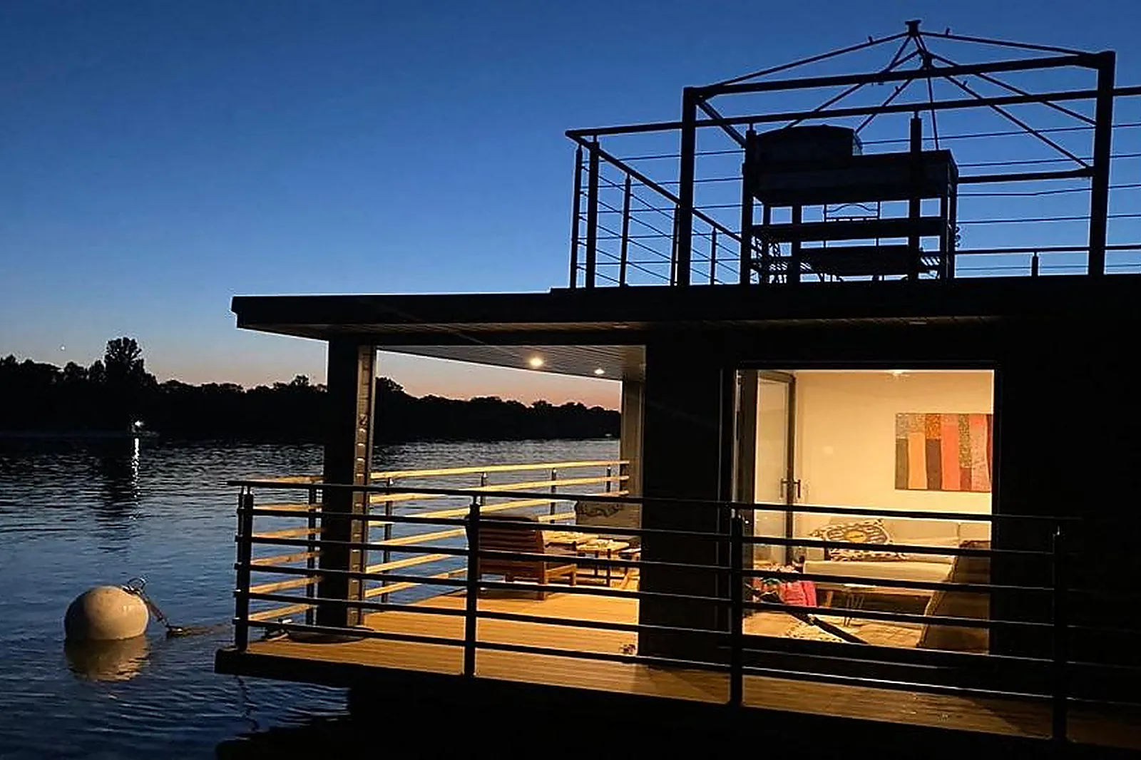 Lieux événementiels, WESTAY HOUSEBOAT