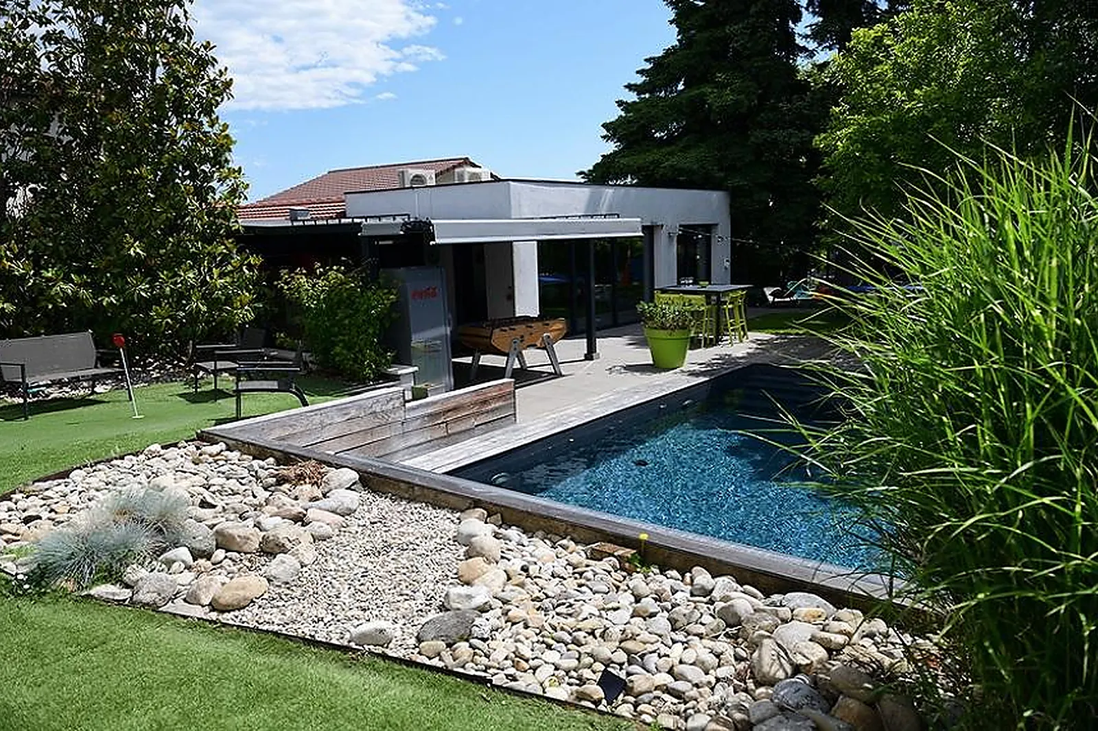 Lieux événementiels, WORK AND PLAY - SALLES DE RÉUNION