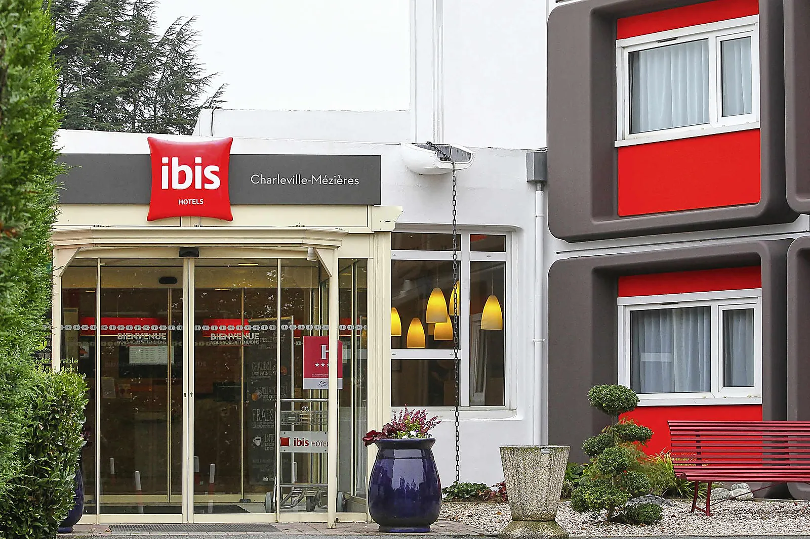 Hôtel, IBIS CHARLEVILLE-MÉZIÈRES