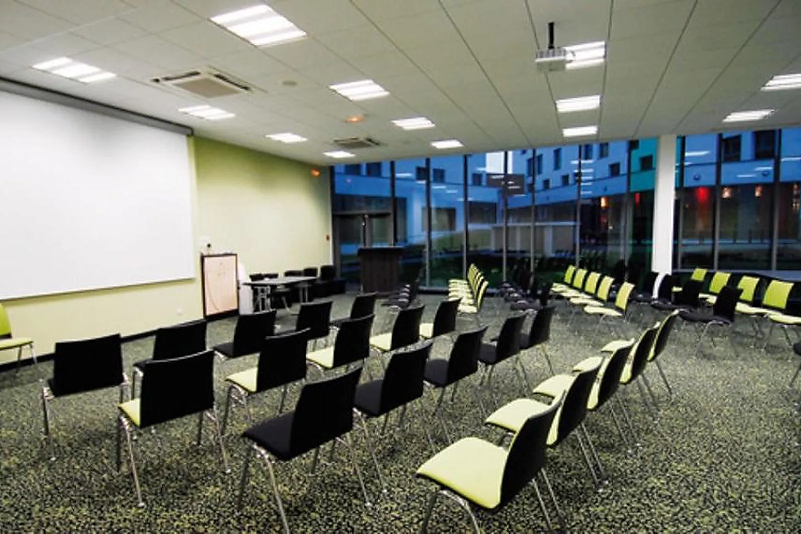 Lieux événementiels, ÔTELIA RÉSIDENCE AFFAIRES & BIEN-ÊTRE