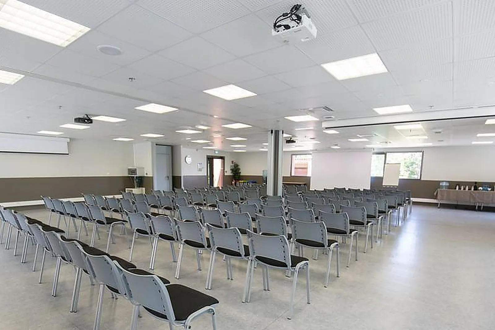 Lieux événementiels, ACTESE - DÉCATHLON VILLAGE BOUC BEL AIR