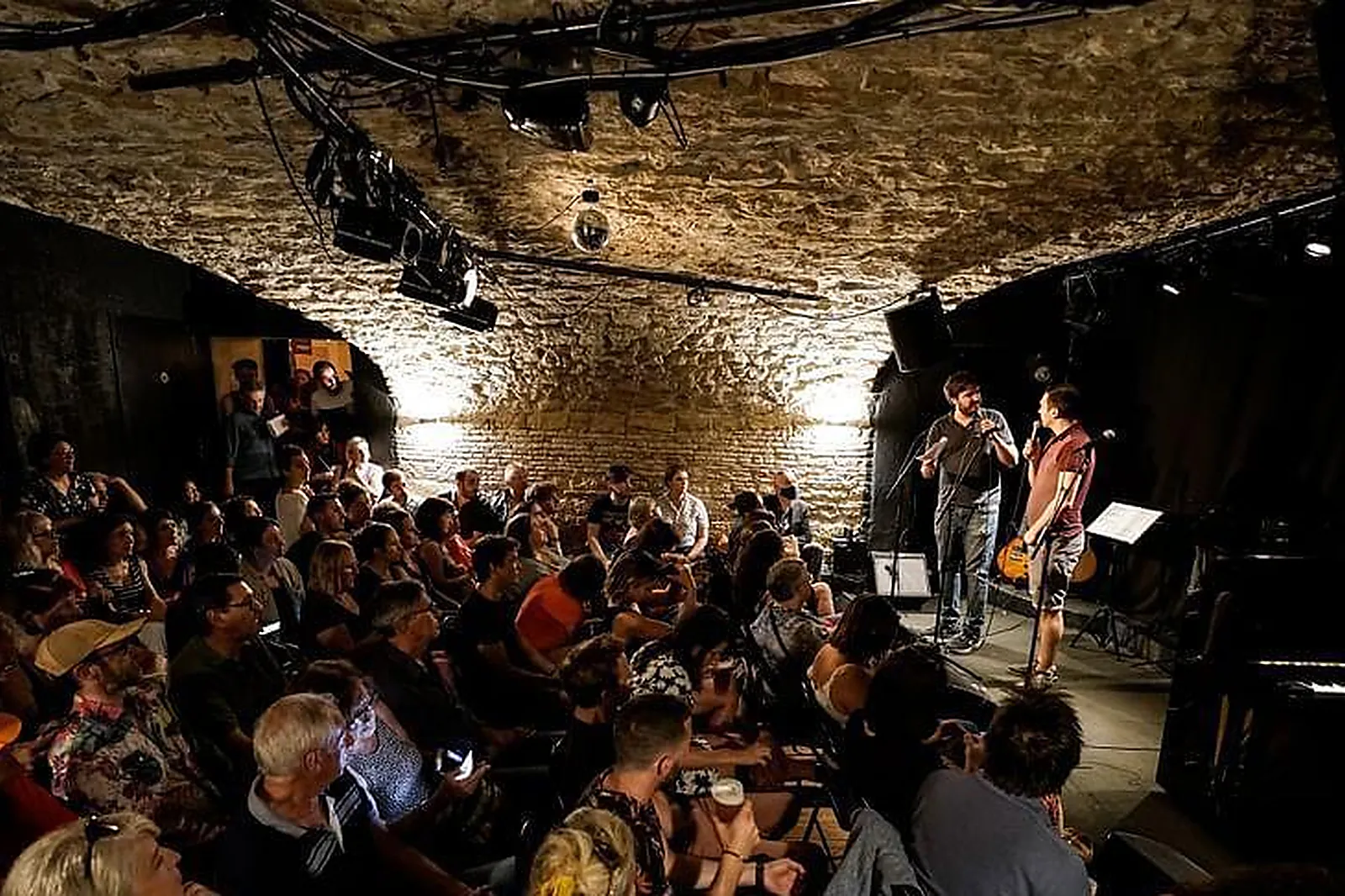 Lieux événementiels, A THOU BOUT D'CHANT