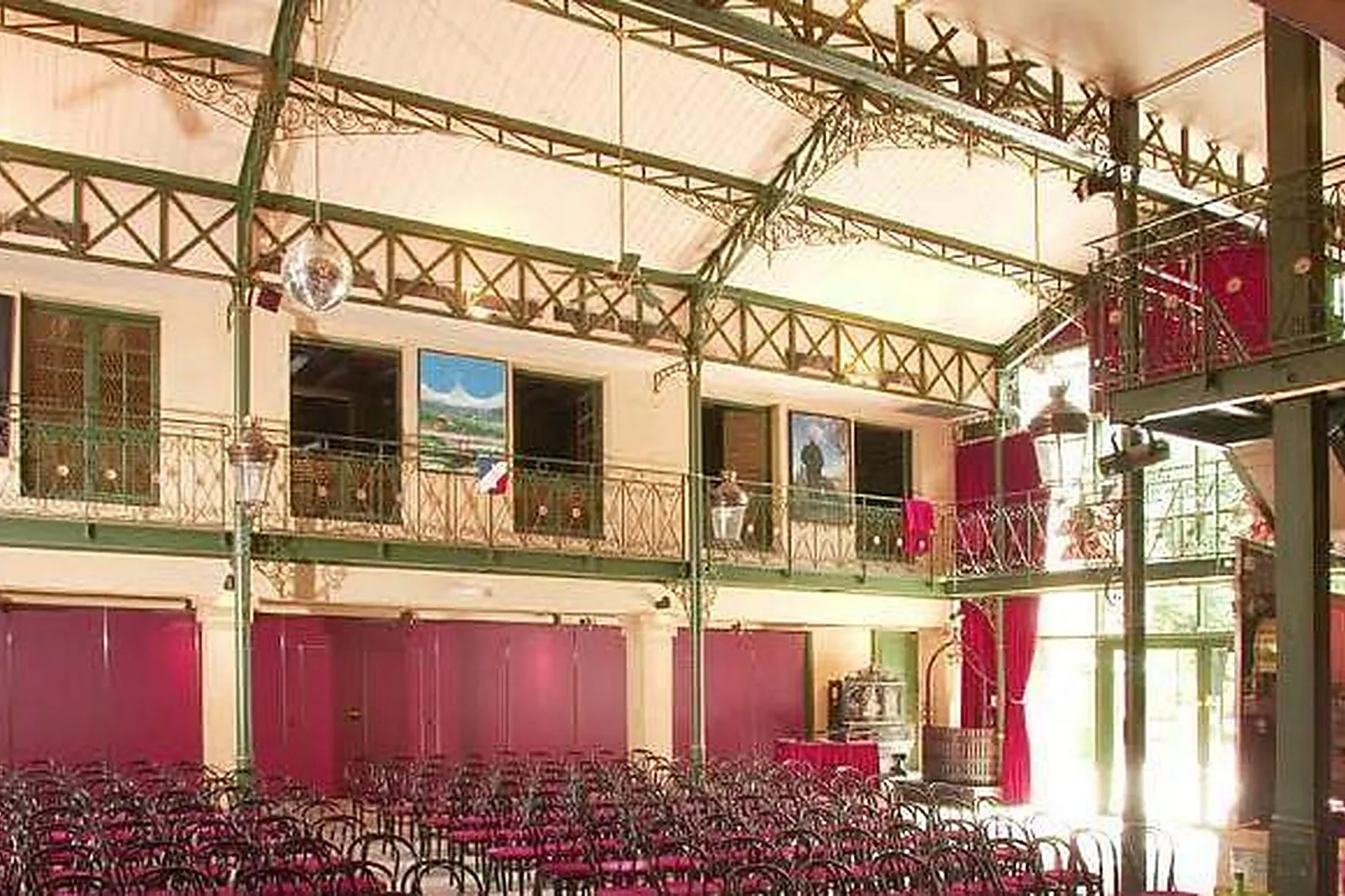 Lieux événementiels, SAYCOMM