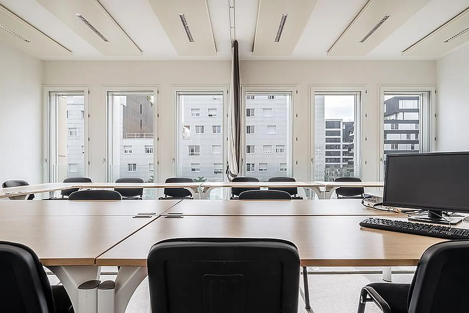 Lieux événementiels, ABELLIS FORMATION