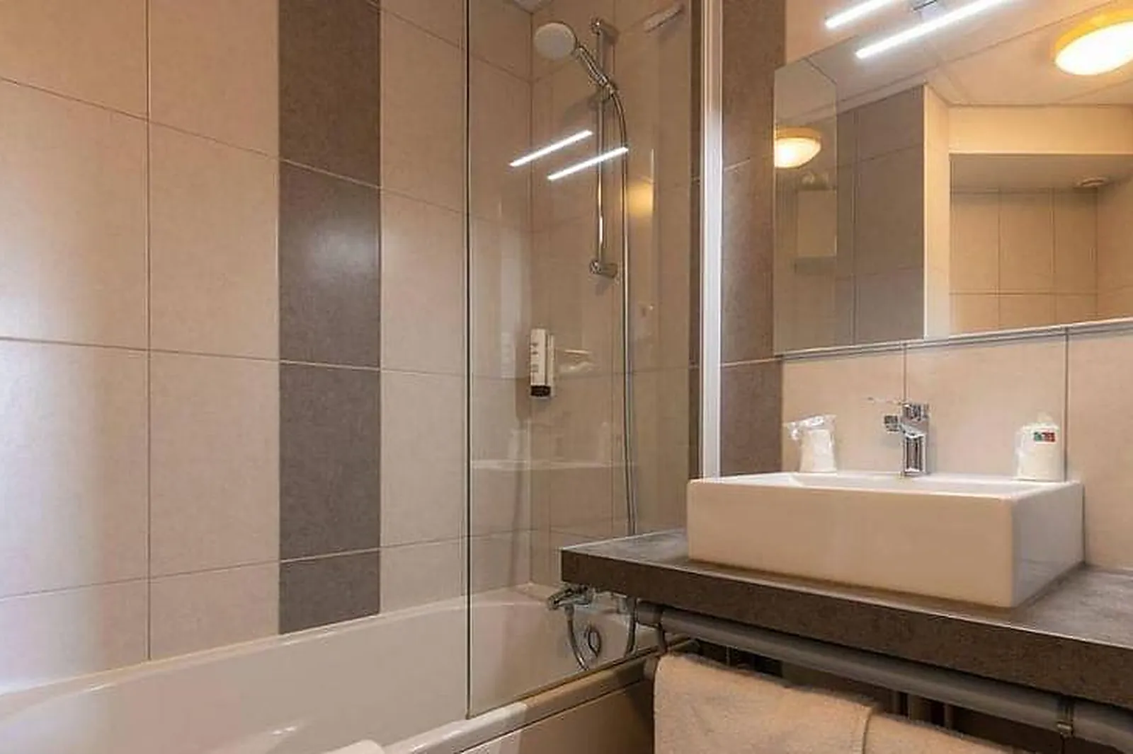 Lieux événementiels, ABOR HÔTEL