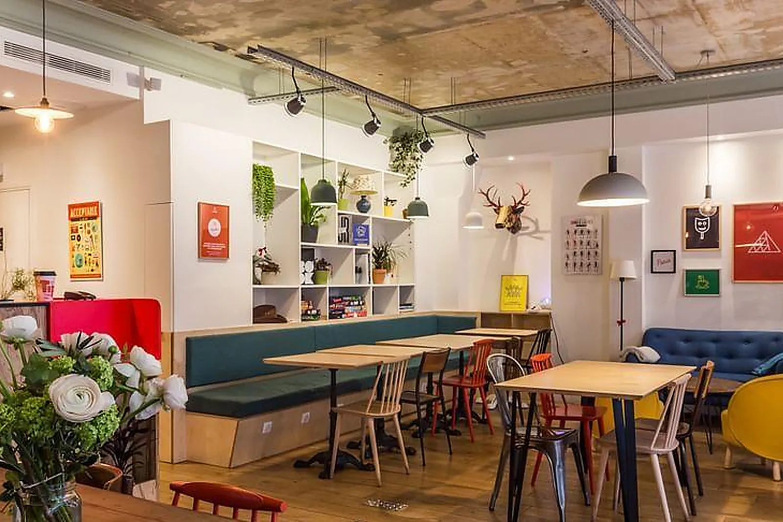 Lieux événementiels, JENNY SMALL