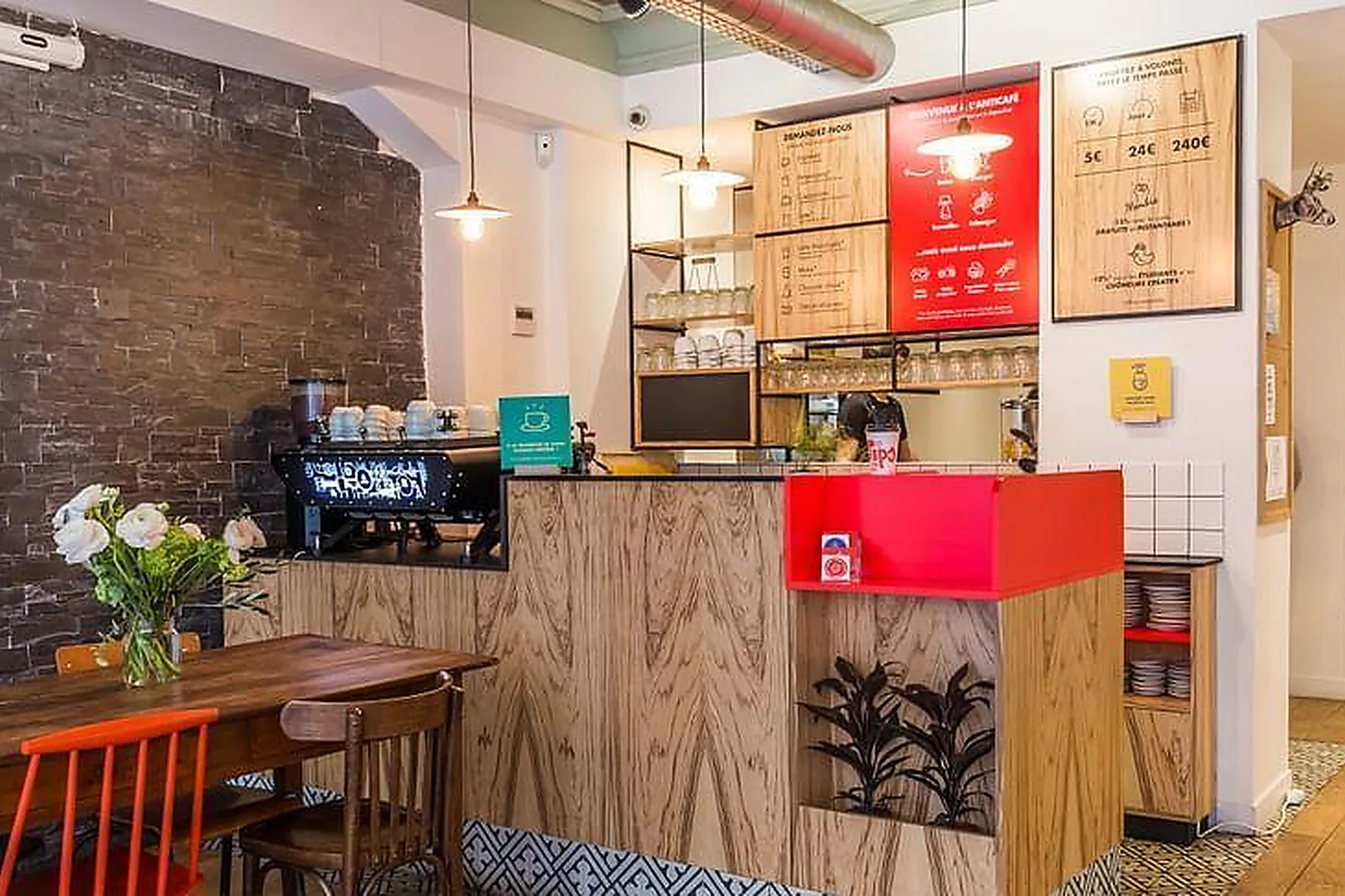 Lieux événementiels, JENNY SMALL